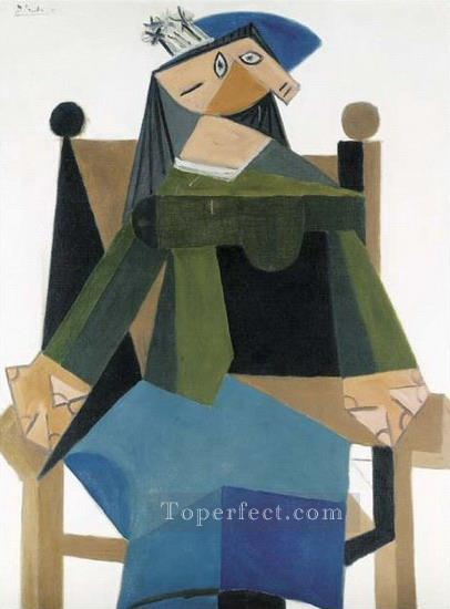 Femme assise dans un fauteuil 5 1941 Cubism Oil Paintings